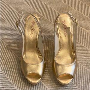 Lilly Pulitzer Gold Open Toe Wedge Sandals